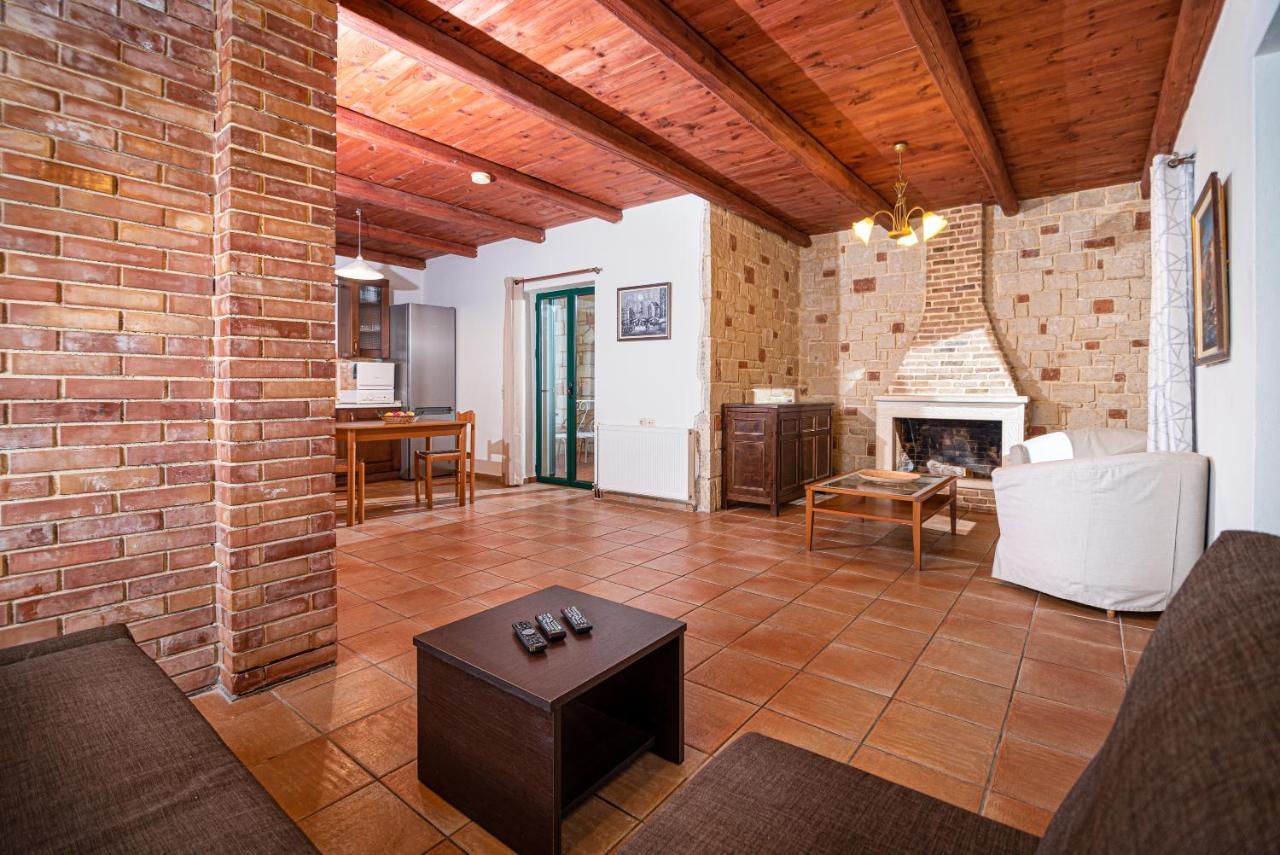 Neriides Villas Hersonissos  Esterno foto